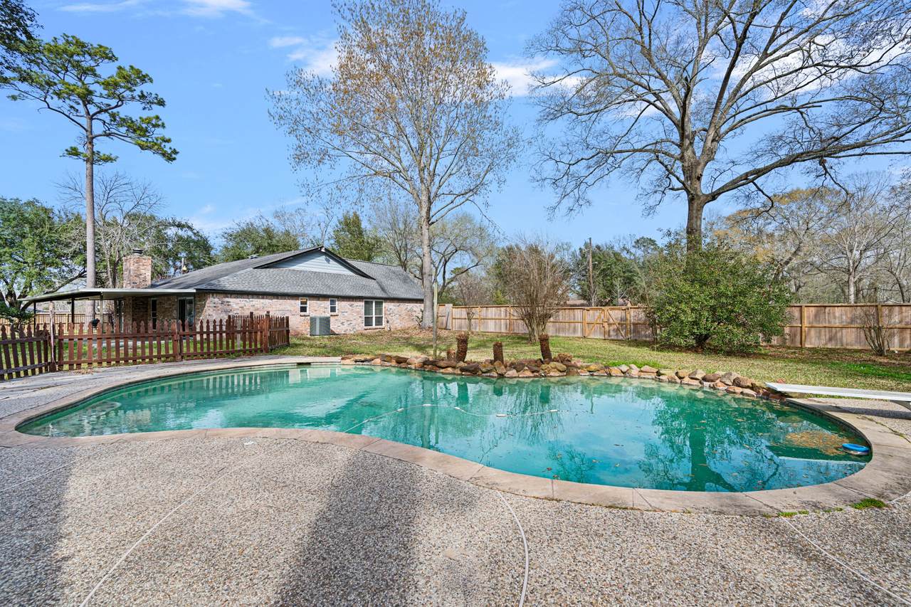 23864 White Oak Court - Photo 1