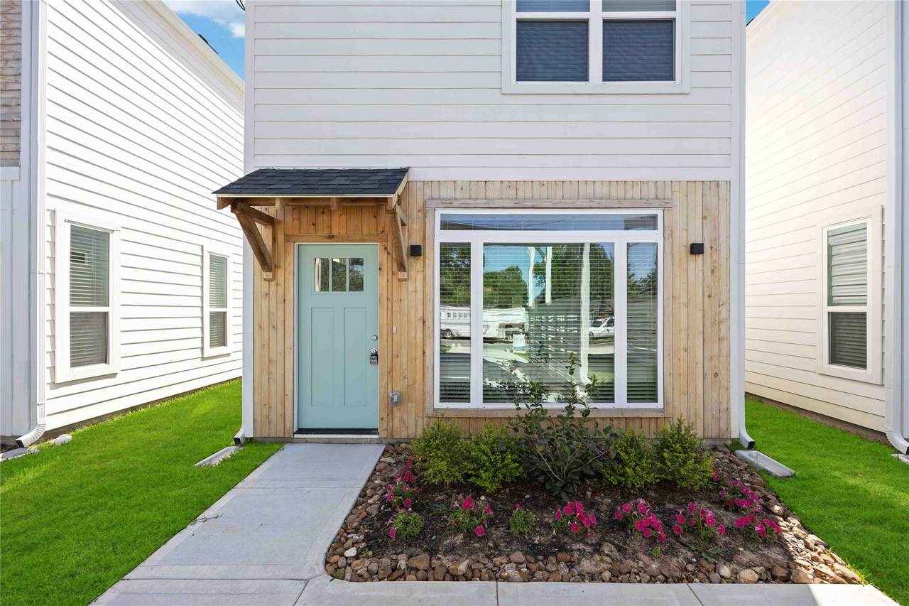 8016 Willow Street - Photo 1
