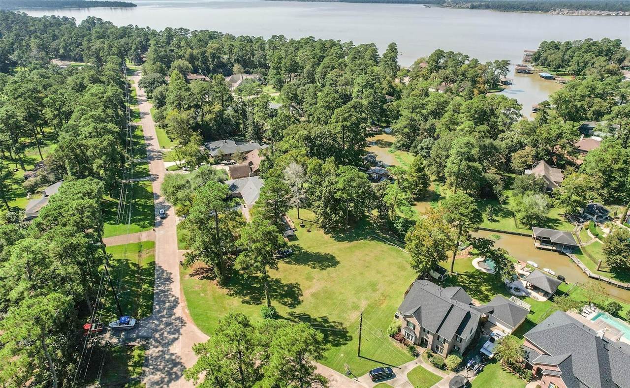 2034 White Feather Trail - Photo 1