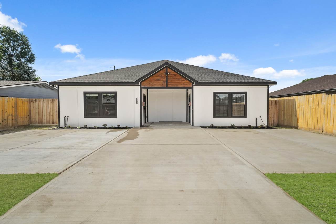 6206 Lyndhurst Drive - Photo 1