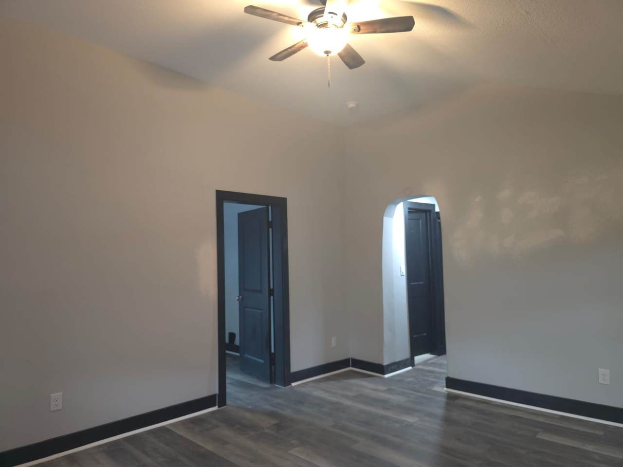 1313 10th Street - Photo 1