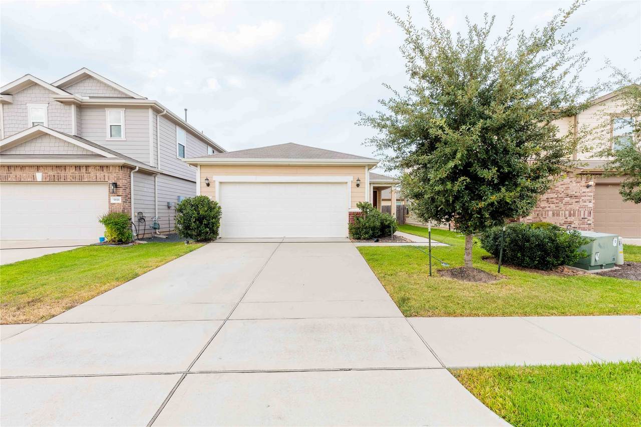 9814 Mills Orchard Drive - Photo 1