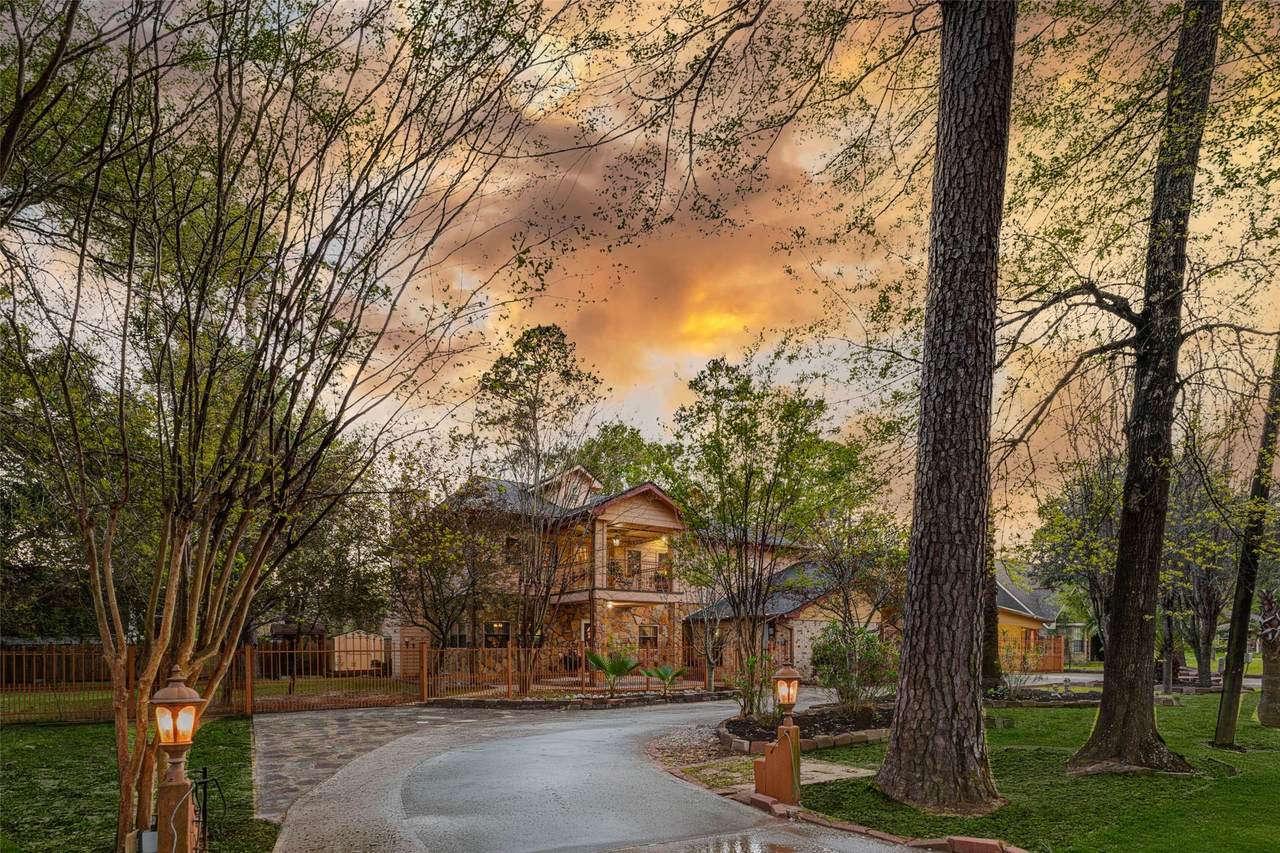 511 Chateau Woods Parkway Drive - Photo 1