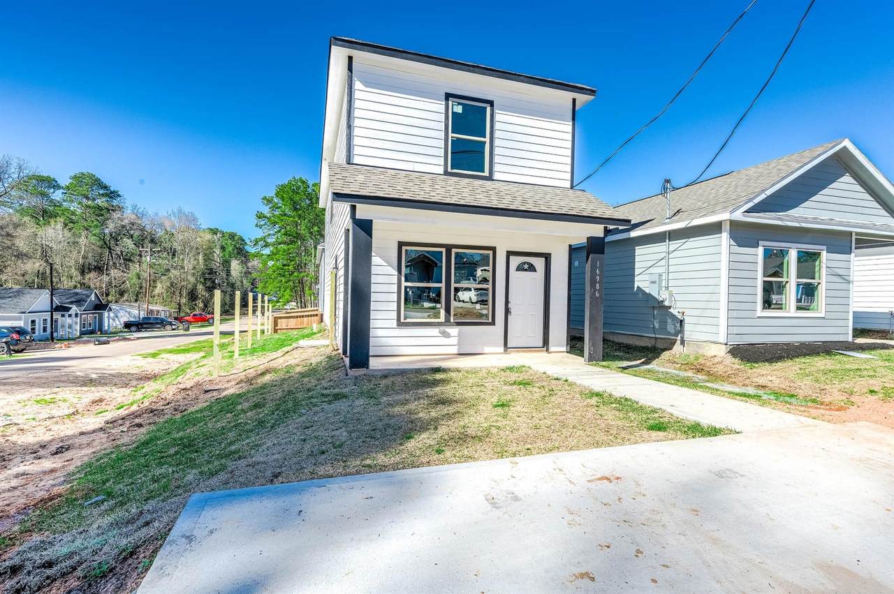 16986 Hammon - Photo 1