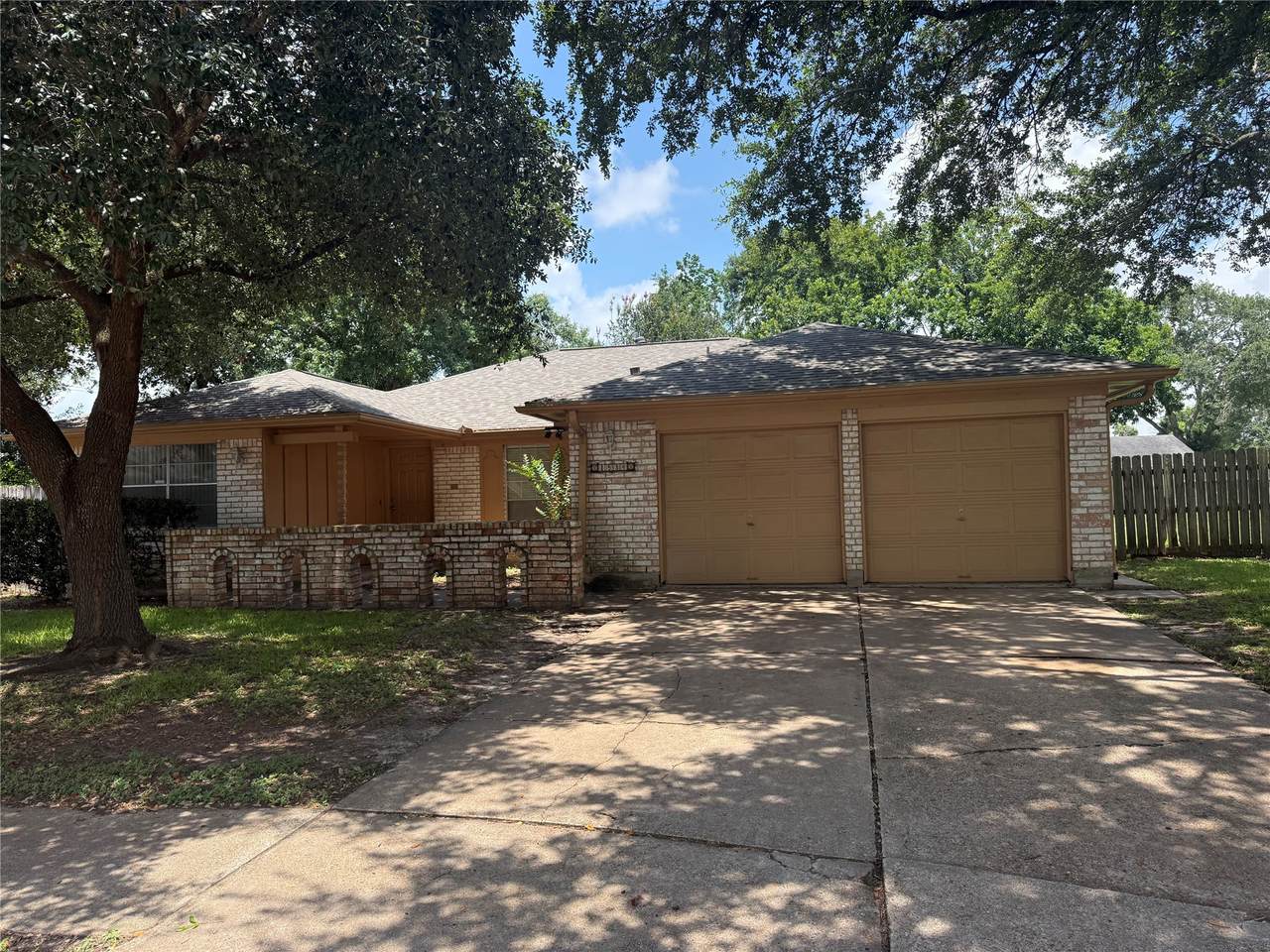 1534 Alderbrook Drive - Photo 1