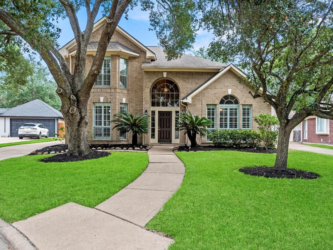 911 Chinni Court - Photo 1