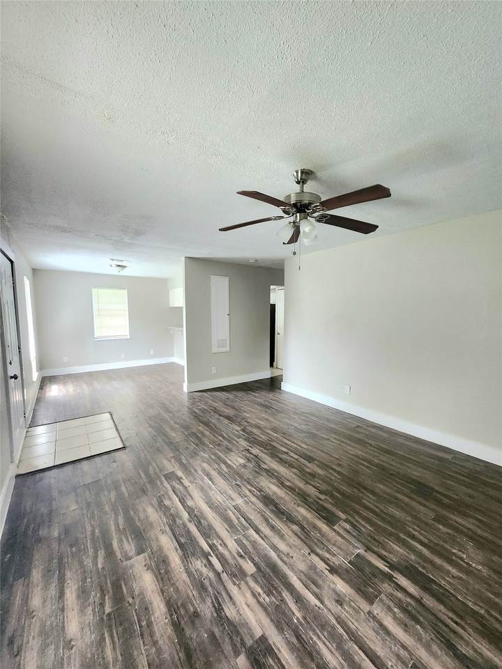 9110 Kentshire Drive - Photo 1