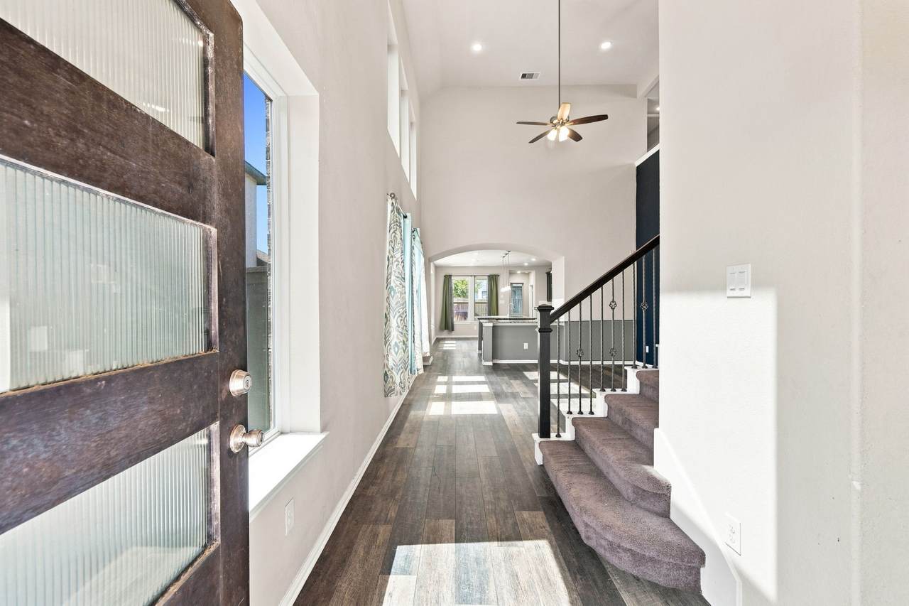 https://bt-photos.global.ssl.fastly.net/harmls/1280_boomver_1_53357640-2.jpg