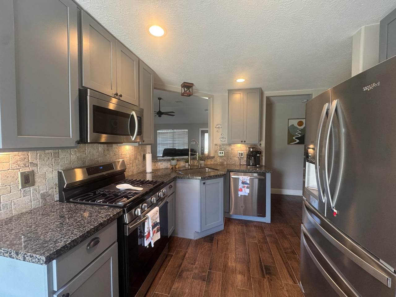 6007 Shining Leaf Court - Photo 1