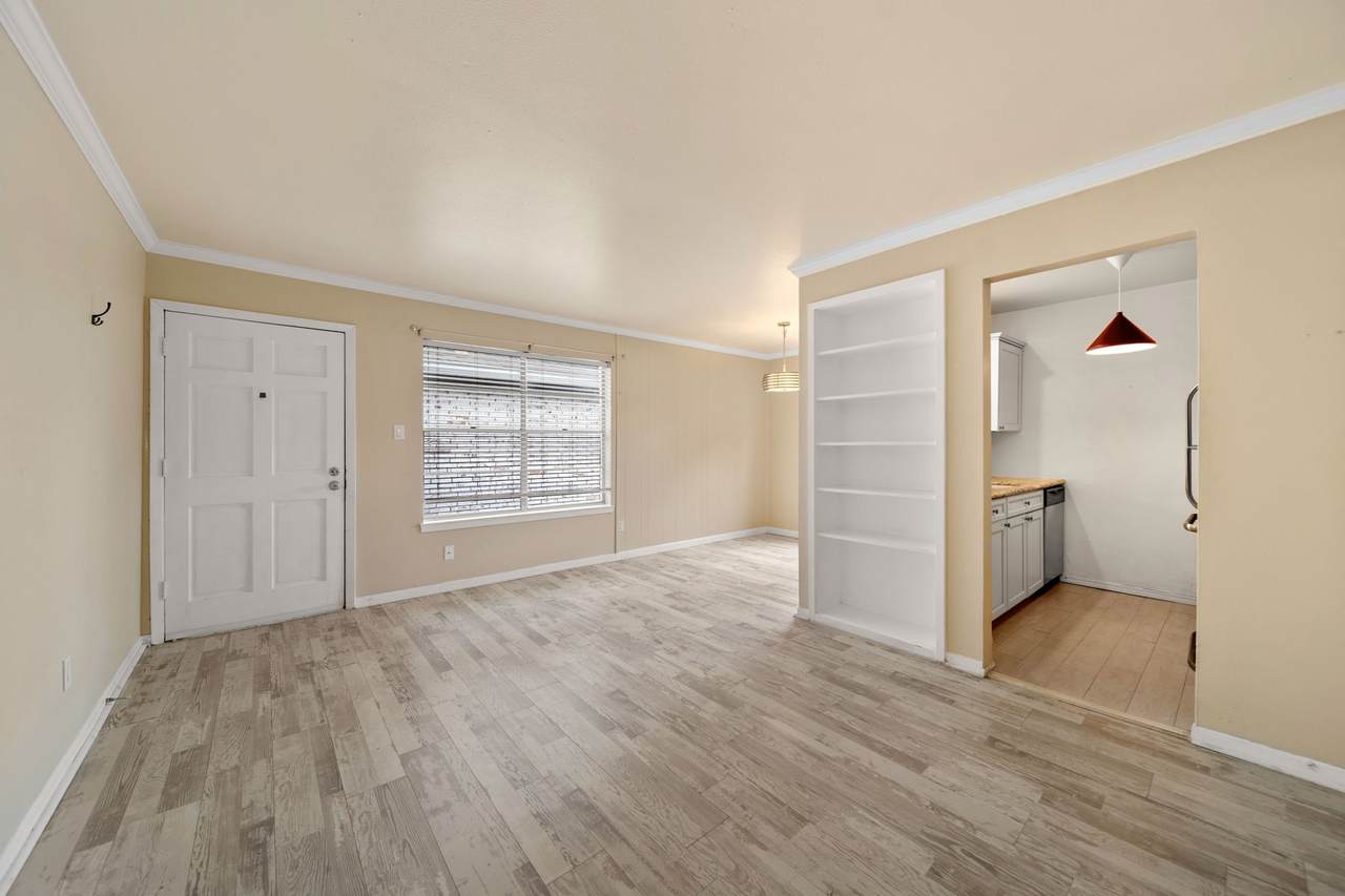 421 Emerson Street - Photo 1