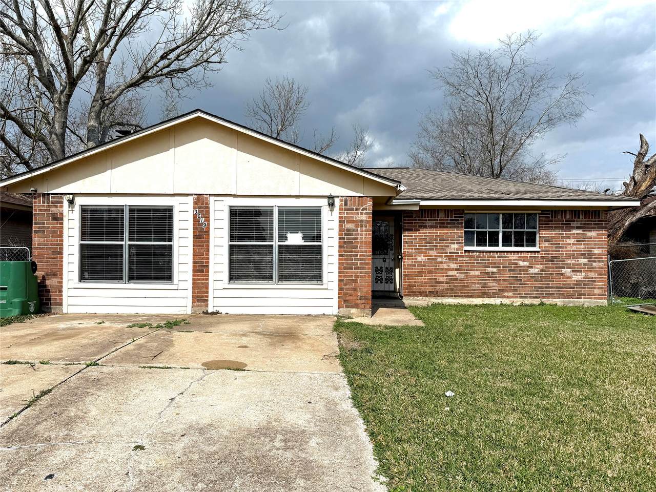 3619 Kilkenny Drive - Photo 1