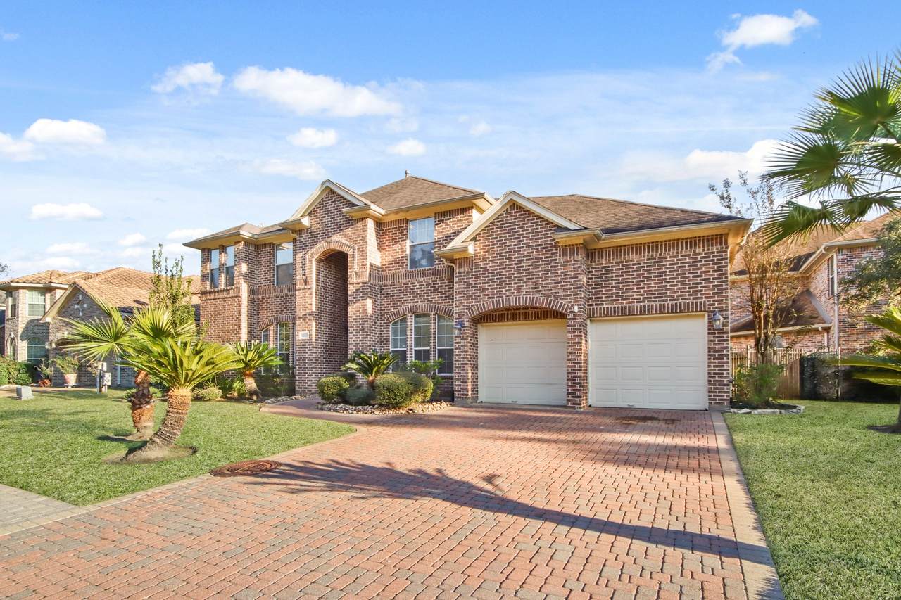 12127 Lismore Lake Drive - Photo 1