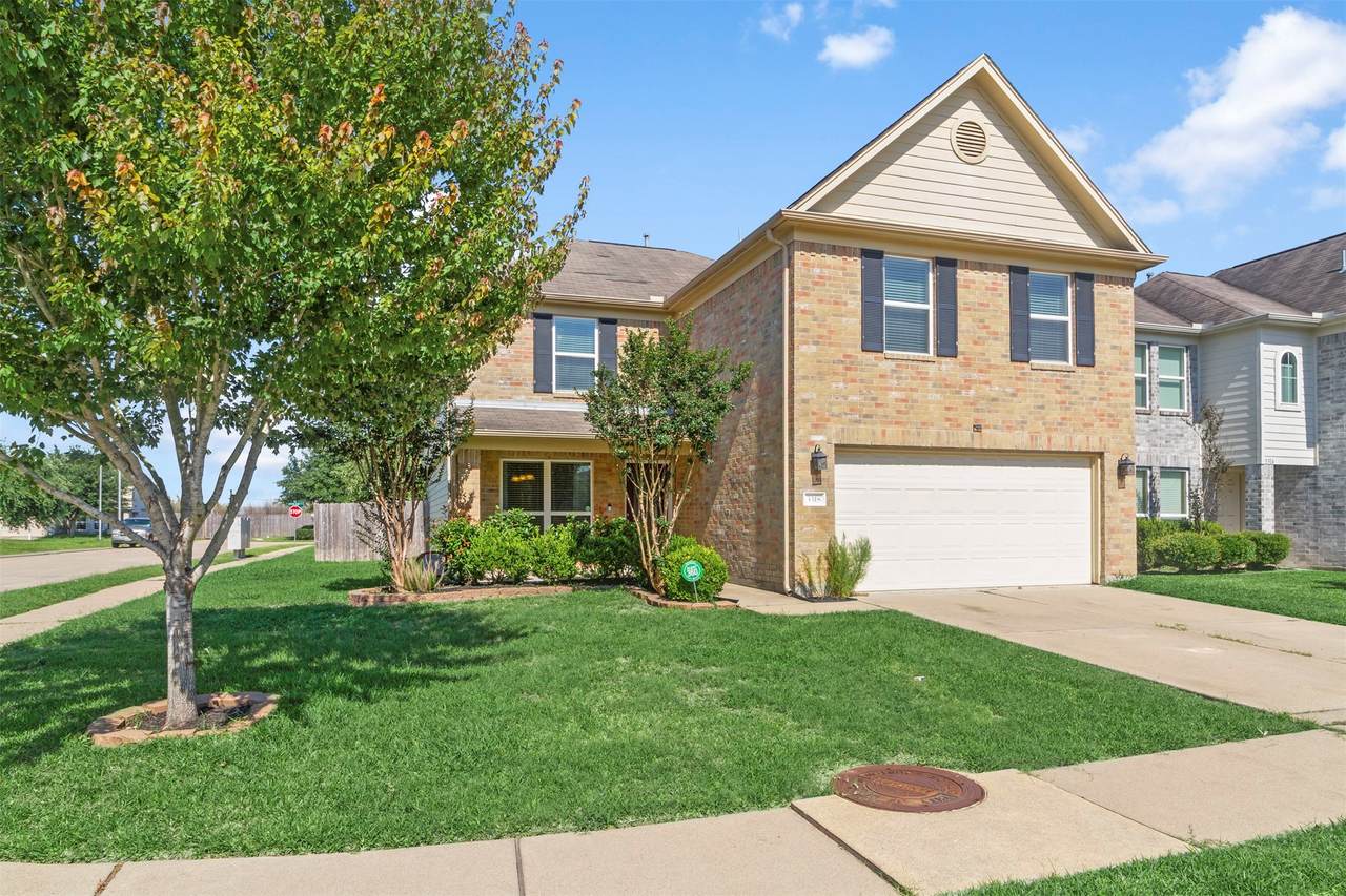 3318 Apple Dale Drive - Photo 1