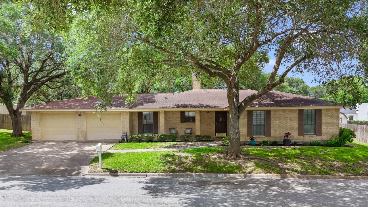 113 Suffolk Lane - Photo 1