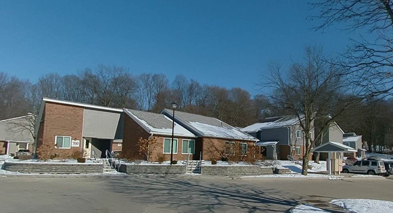 700 Follin Avenue - Photo 1