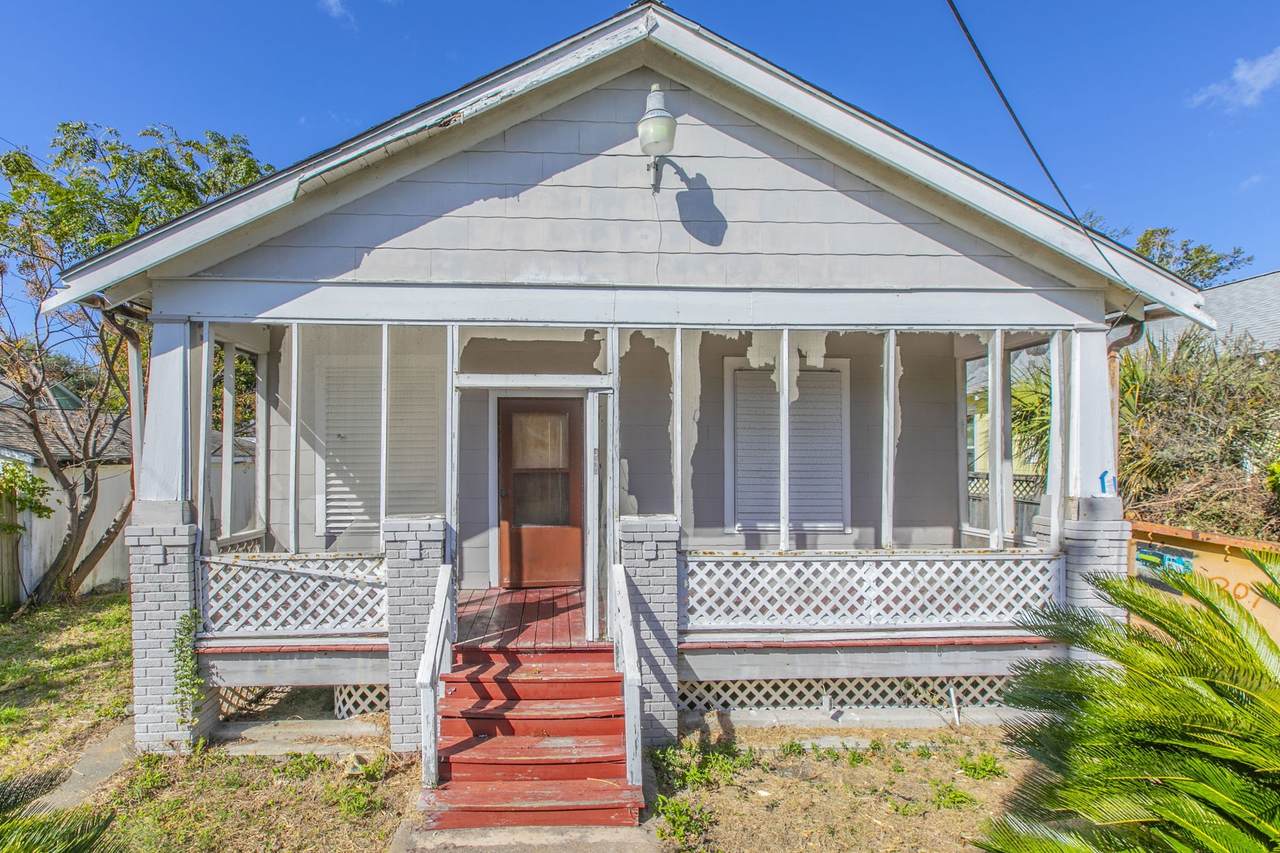 4314 Avenue Q 1/2 - Photo 1