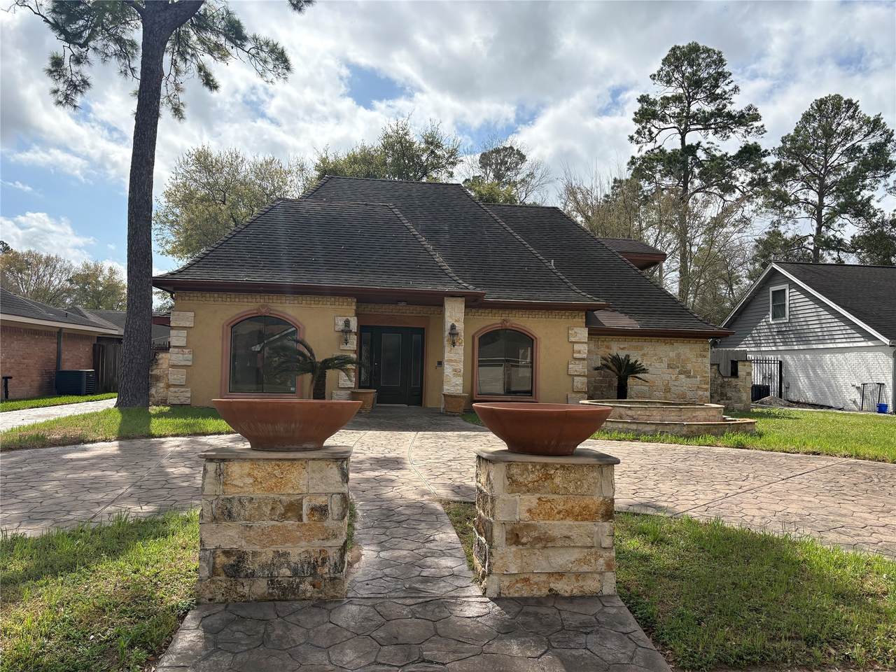 9023 Mauna Loa Lane - Photo 1