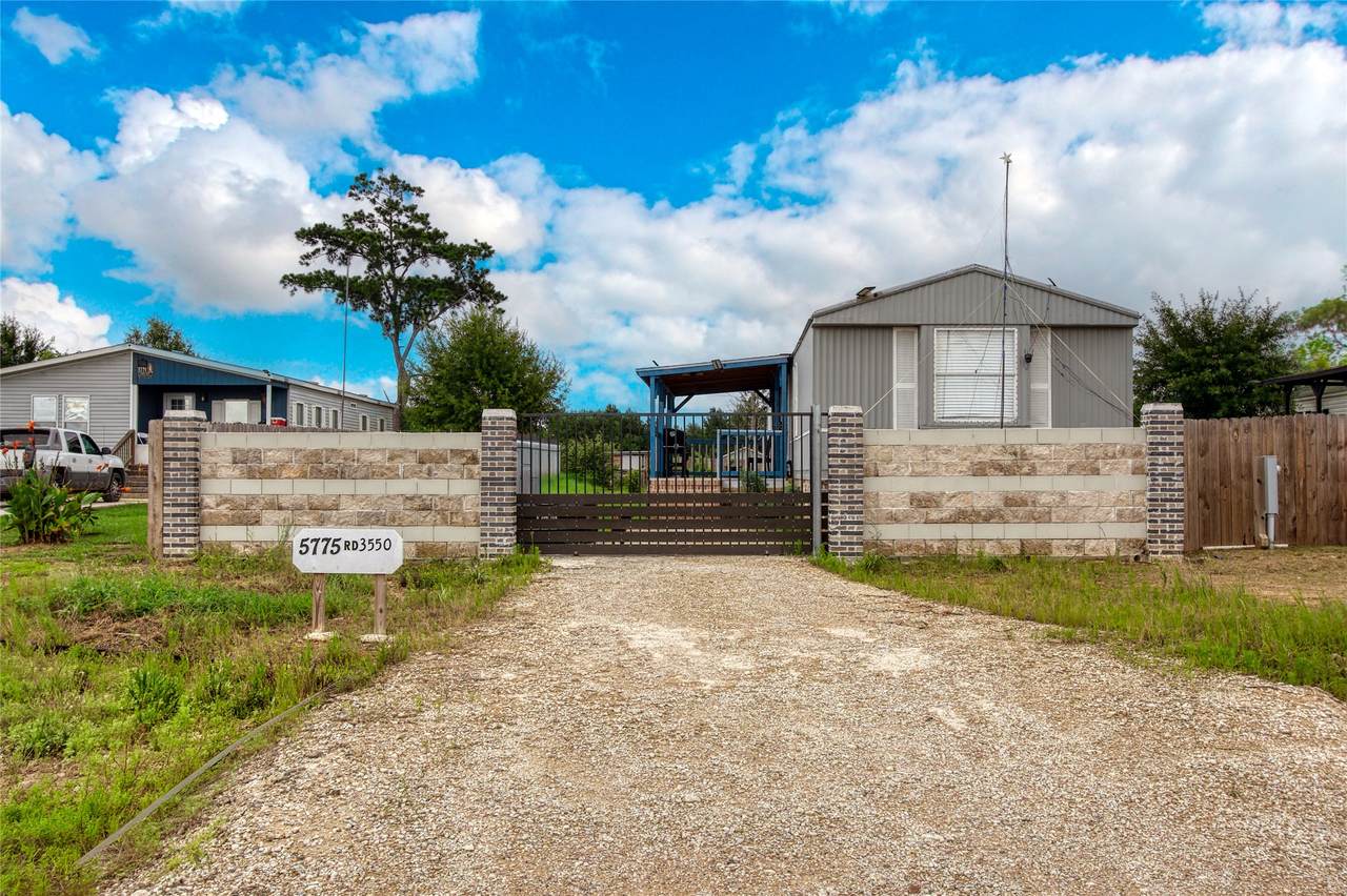5775 Road 3550 - Photo 1
