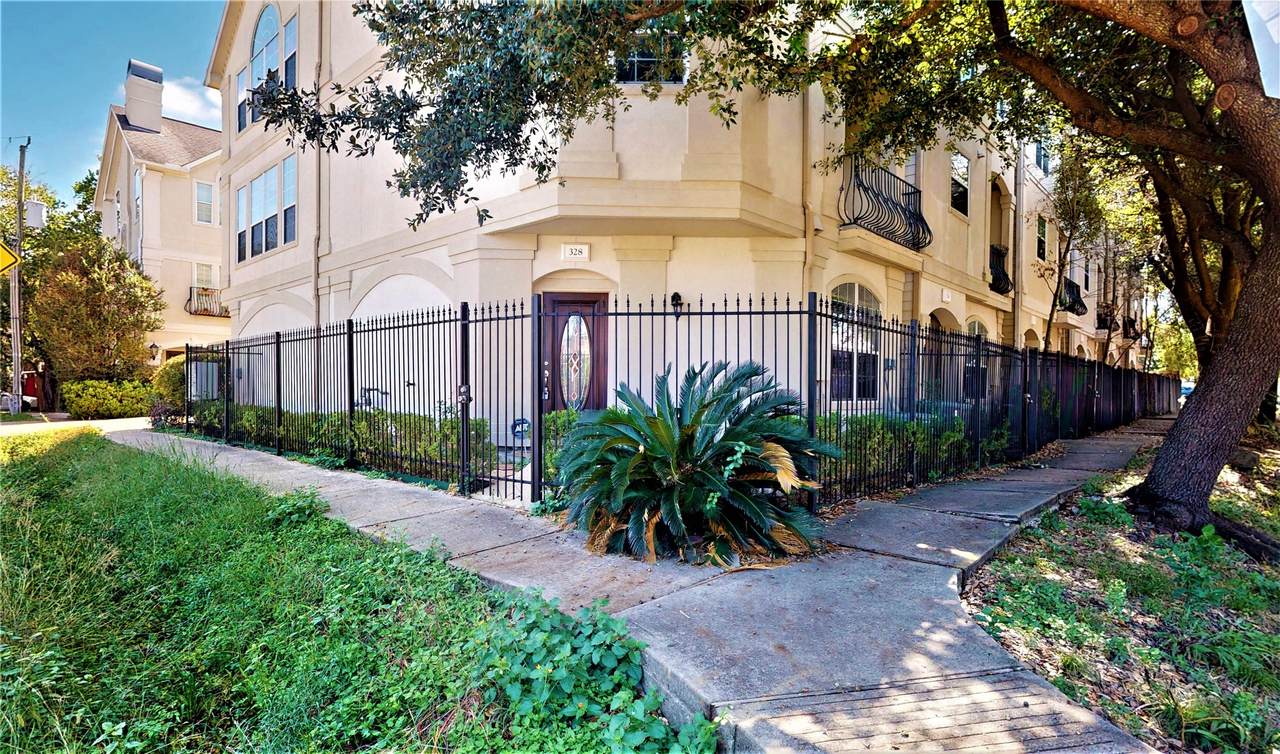 328 Malone Street - Photo 1