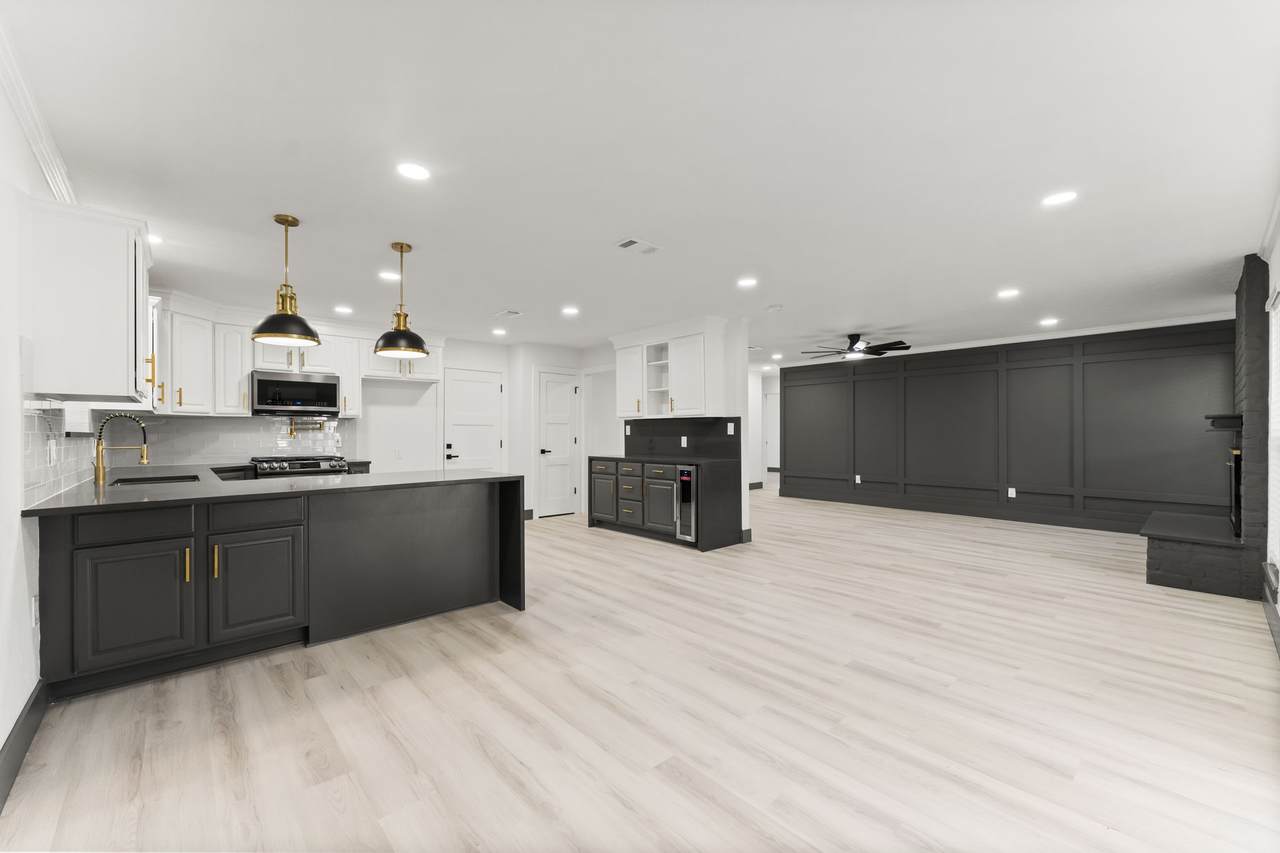 26 Woodtimber Court - Photo 1