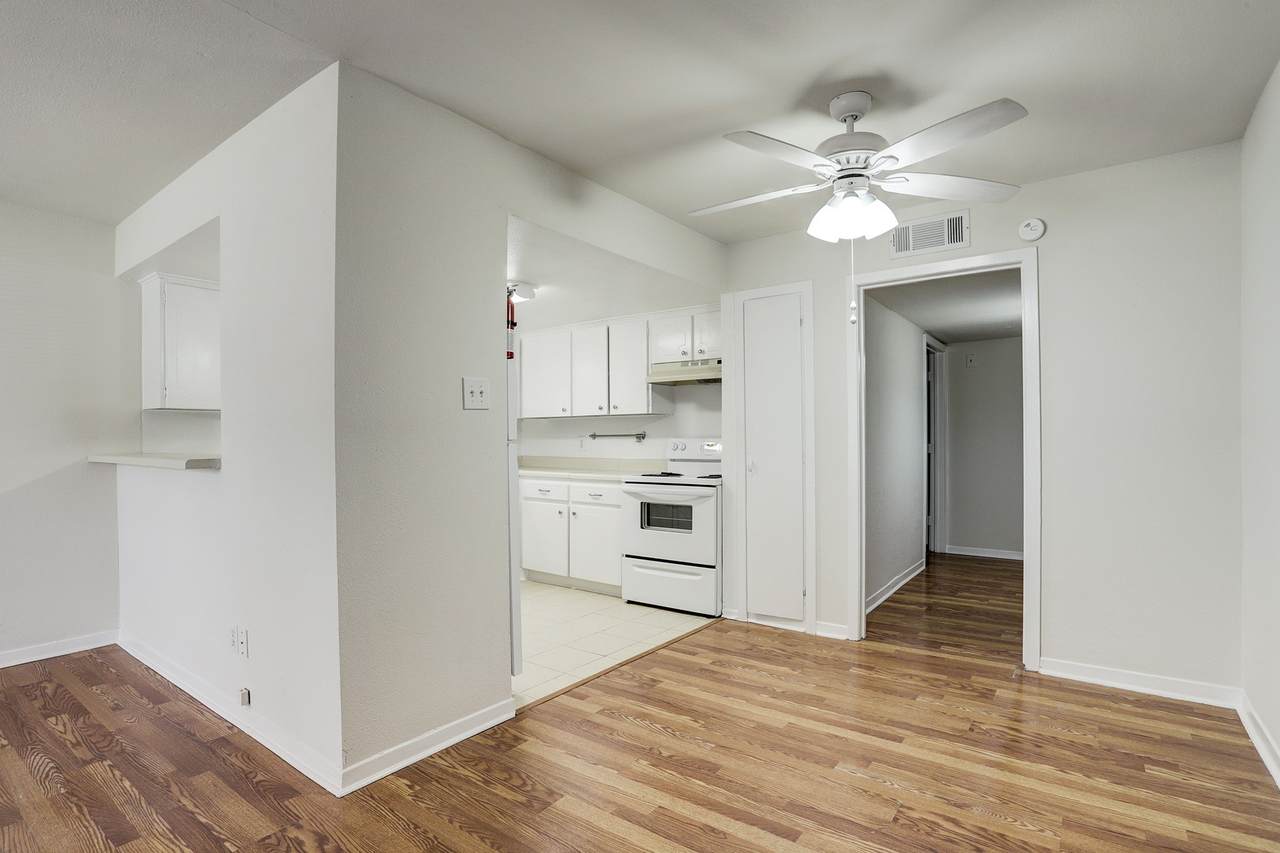 1624 Marshall Street - Photo 1