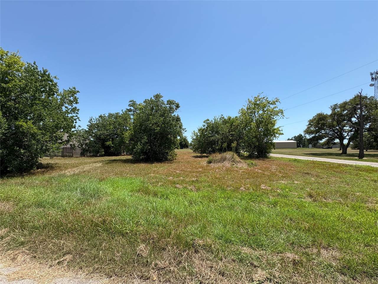 401 Tres Palacios Avenue - Photo 1