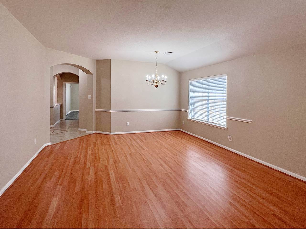 https://bt-photos.global.ssl.fastly.net/harmls/1280_boomver_1_55047764-2.jpg