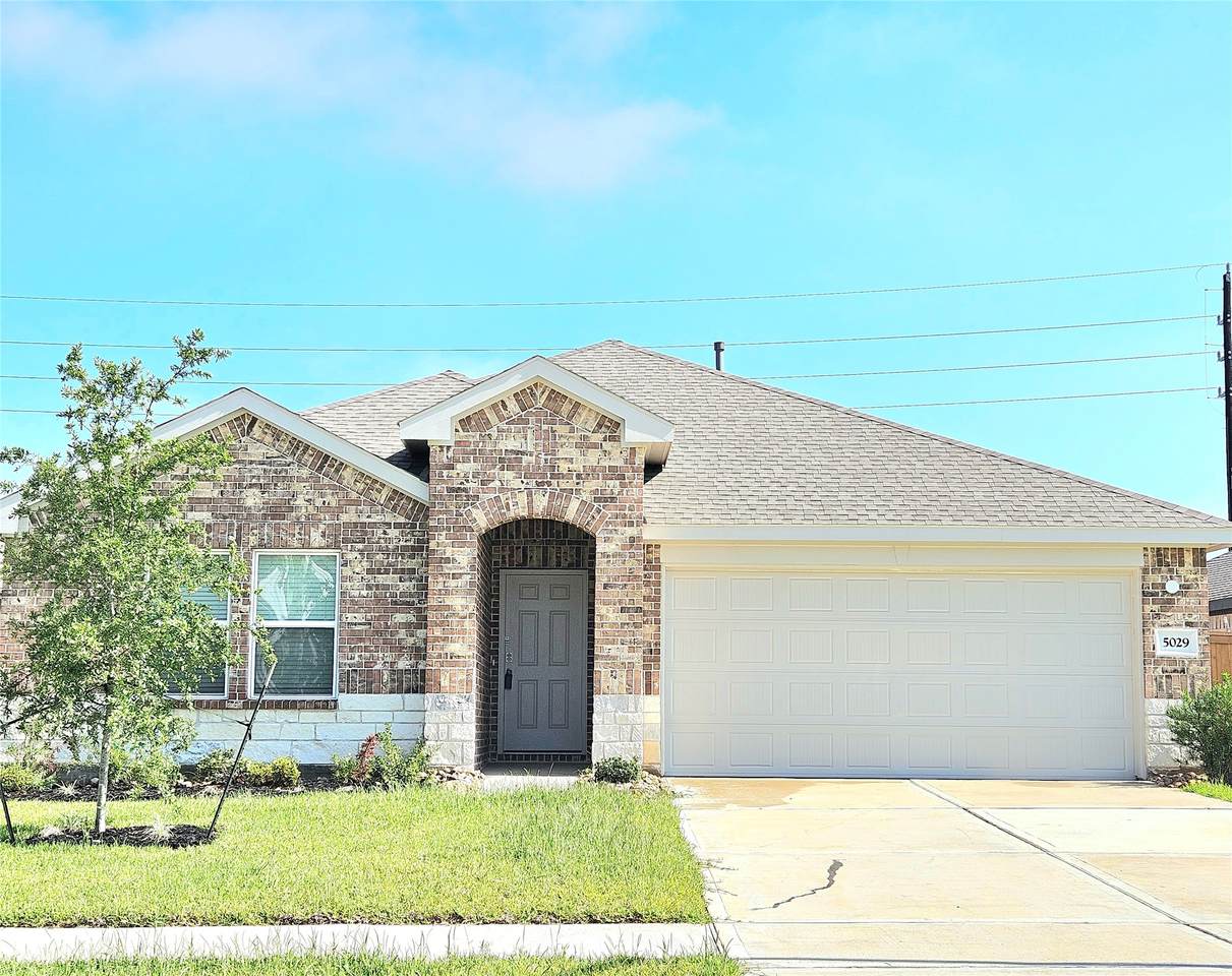 5029 Almond Terrace Drive - Photo 1