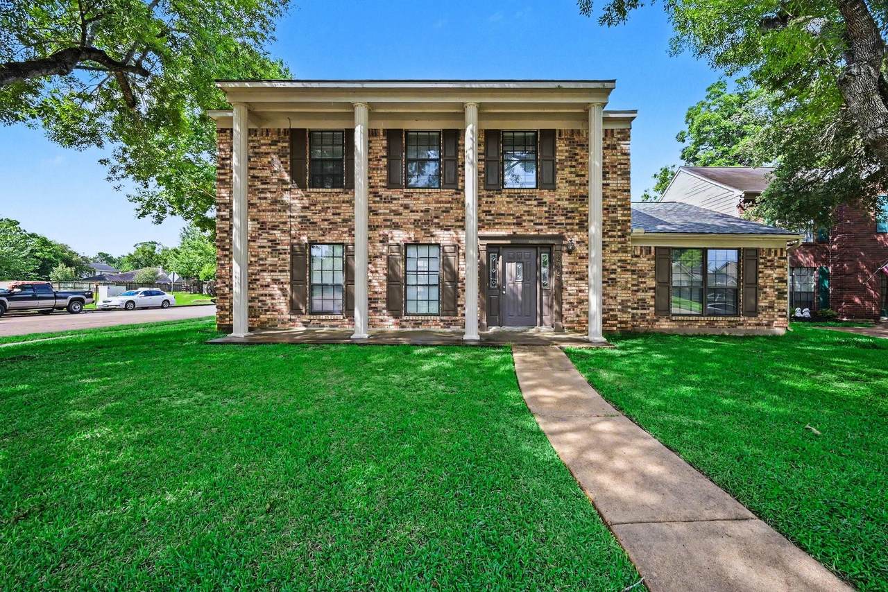 2403 Horseshoe Lane - Photo 1
