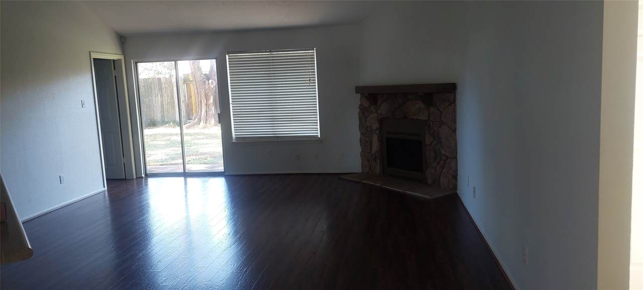 17306 Northchapel Street - Photo 1