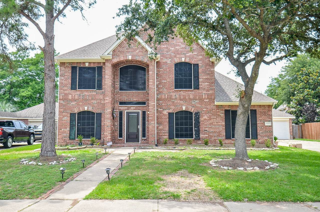 9211 Abbey Chase Lane - Photo 1