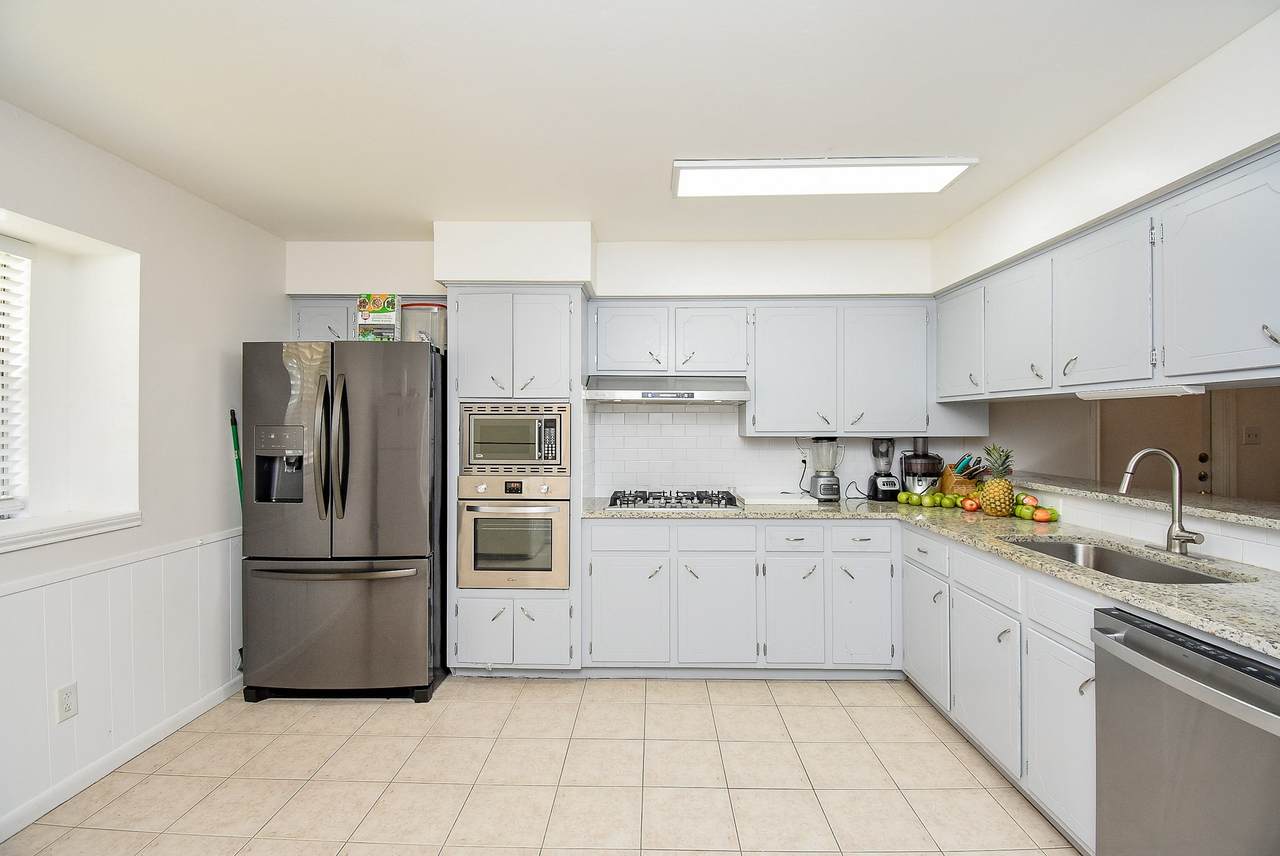 6002 De Milo Drive - Photo 1