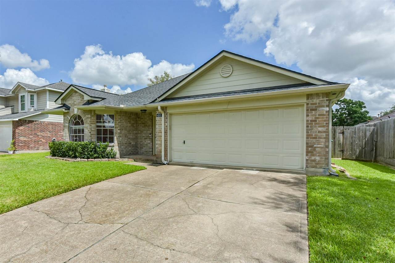 4511 Teal Glen Street - Photo 1