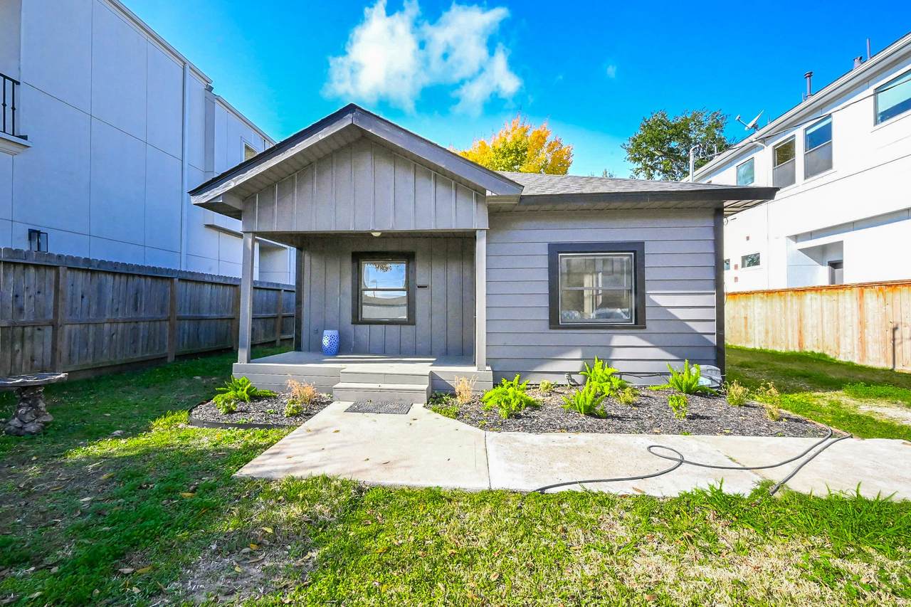 1507 Laird Street - Photo 1
