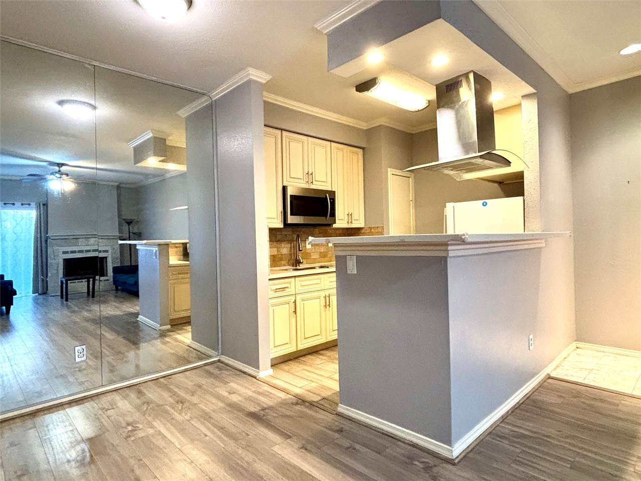 7950 Stadium Drive - Photo 1