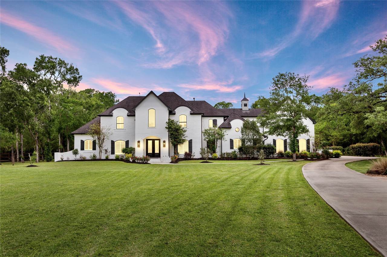 8619 Hidden Hollow Court - Photo 1