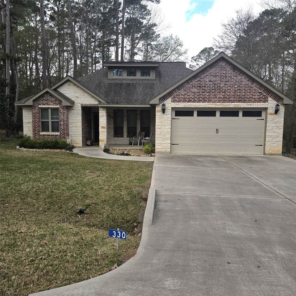 330 Royale Greens Drive - Photo 1