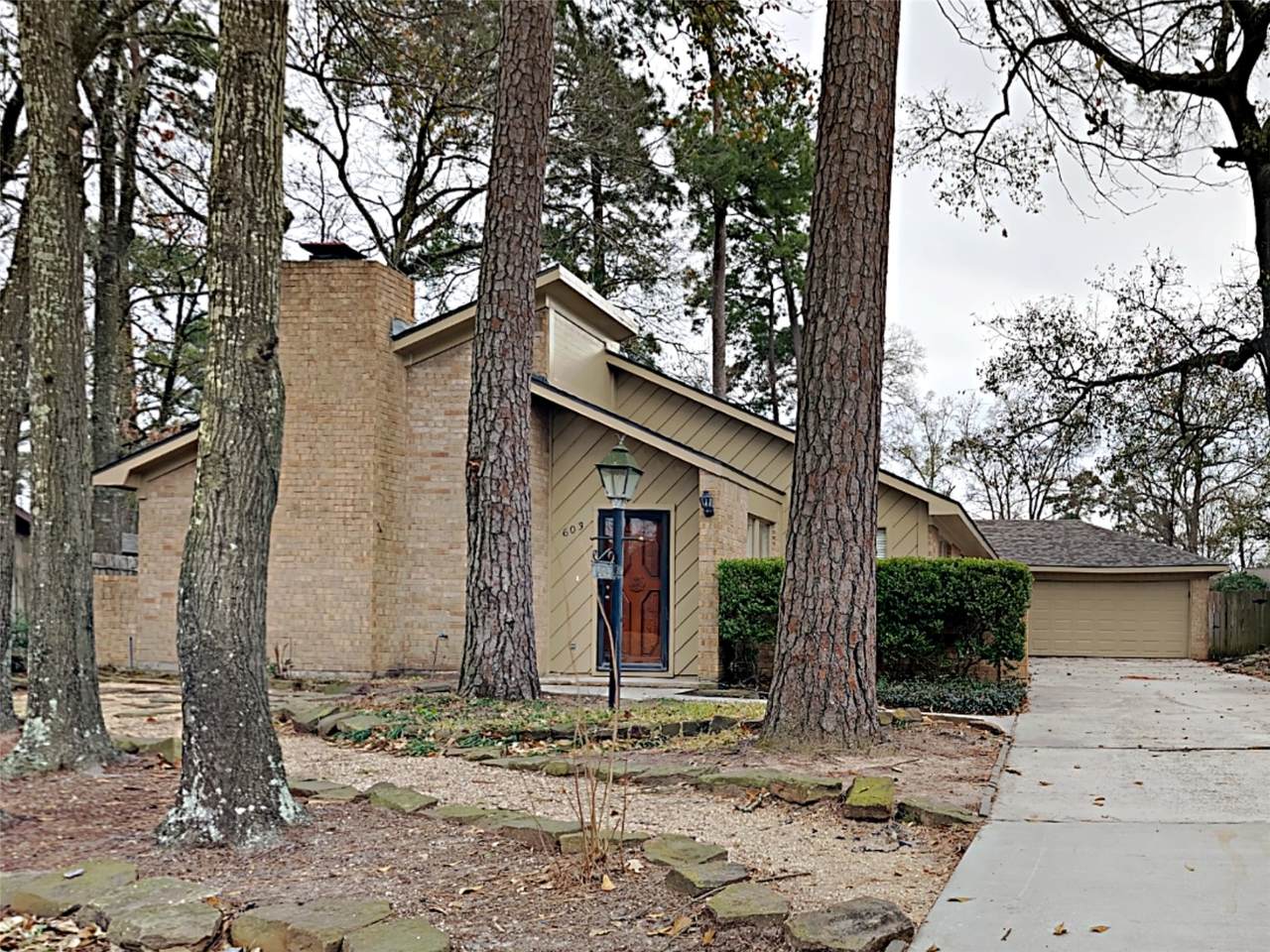 603 Blue Ridge Drive - Photo 1