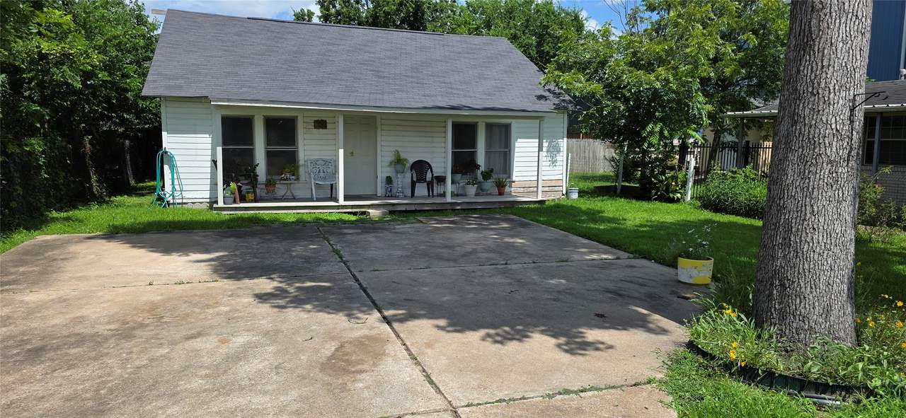 5518 Cochran Street - Photo 1