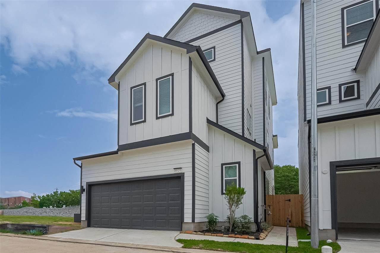 8925 Grovner Place - Photo 1