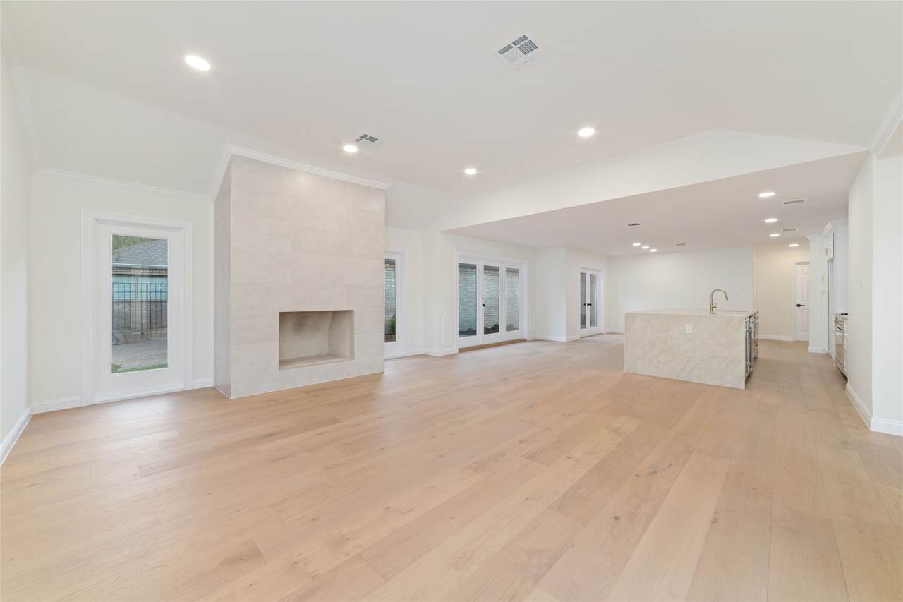 15651 Whitewater Lane - Photo 1