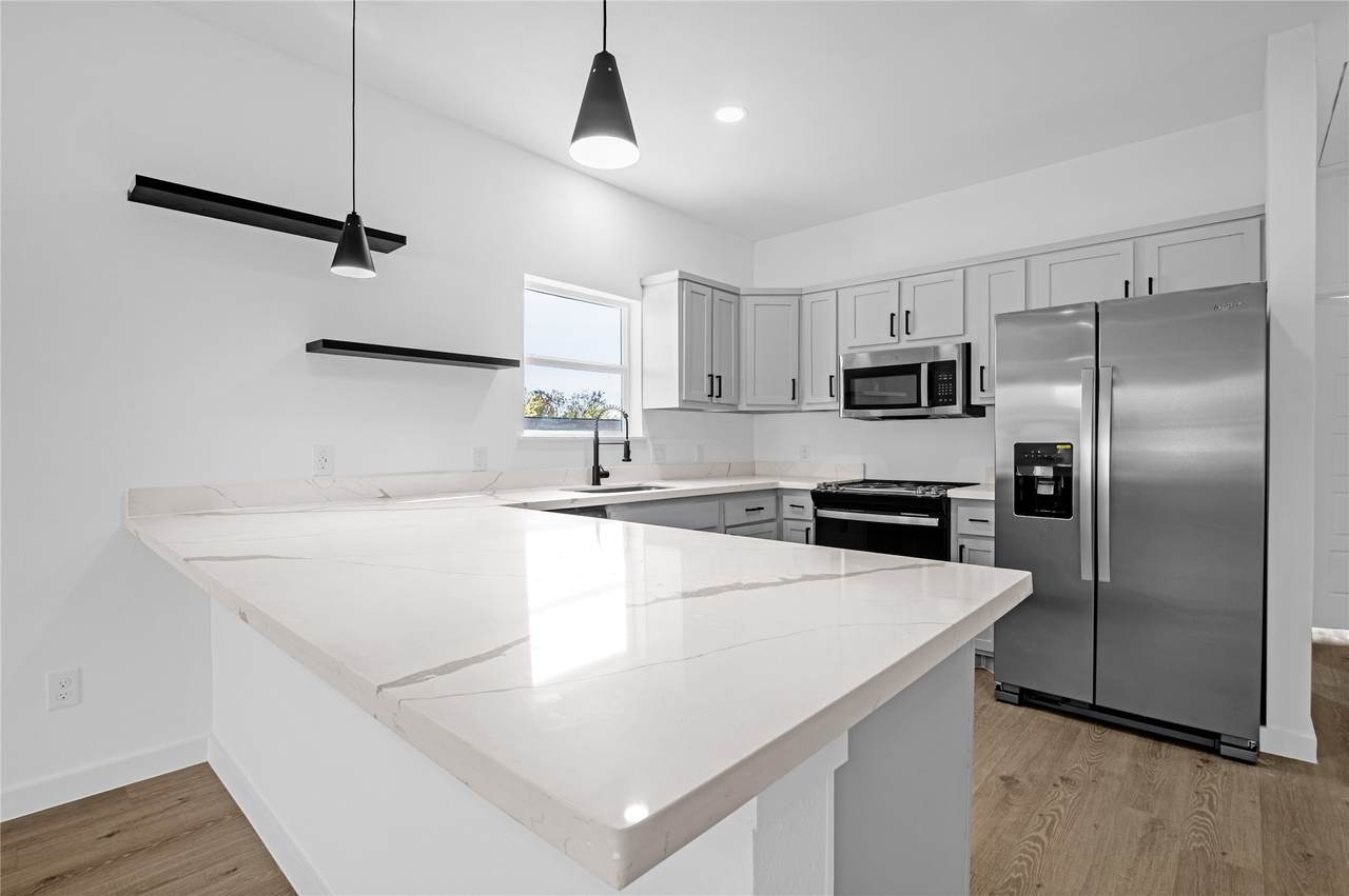 9708 Stedman Street - Photo 1