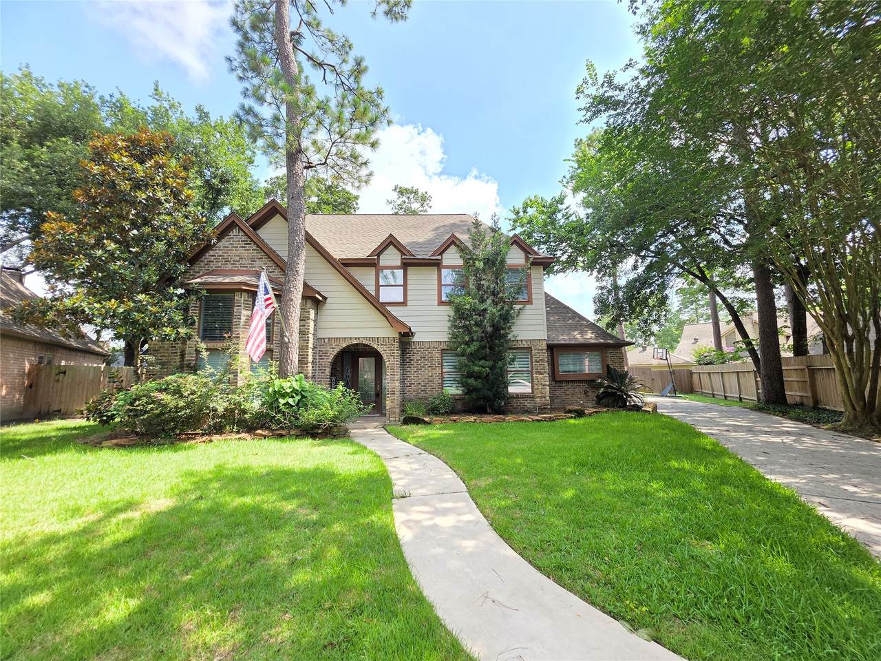 16806 Sandypine Circle - Photo 1