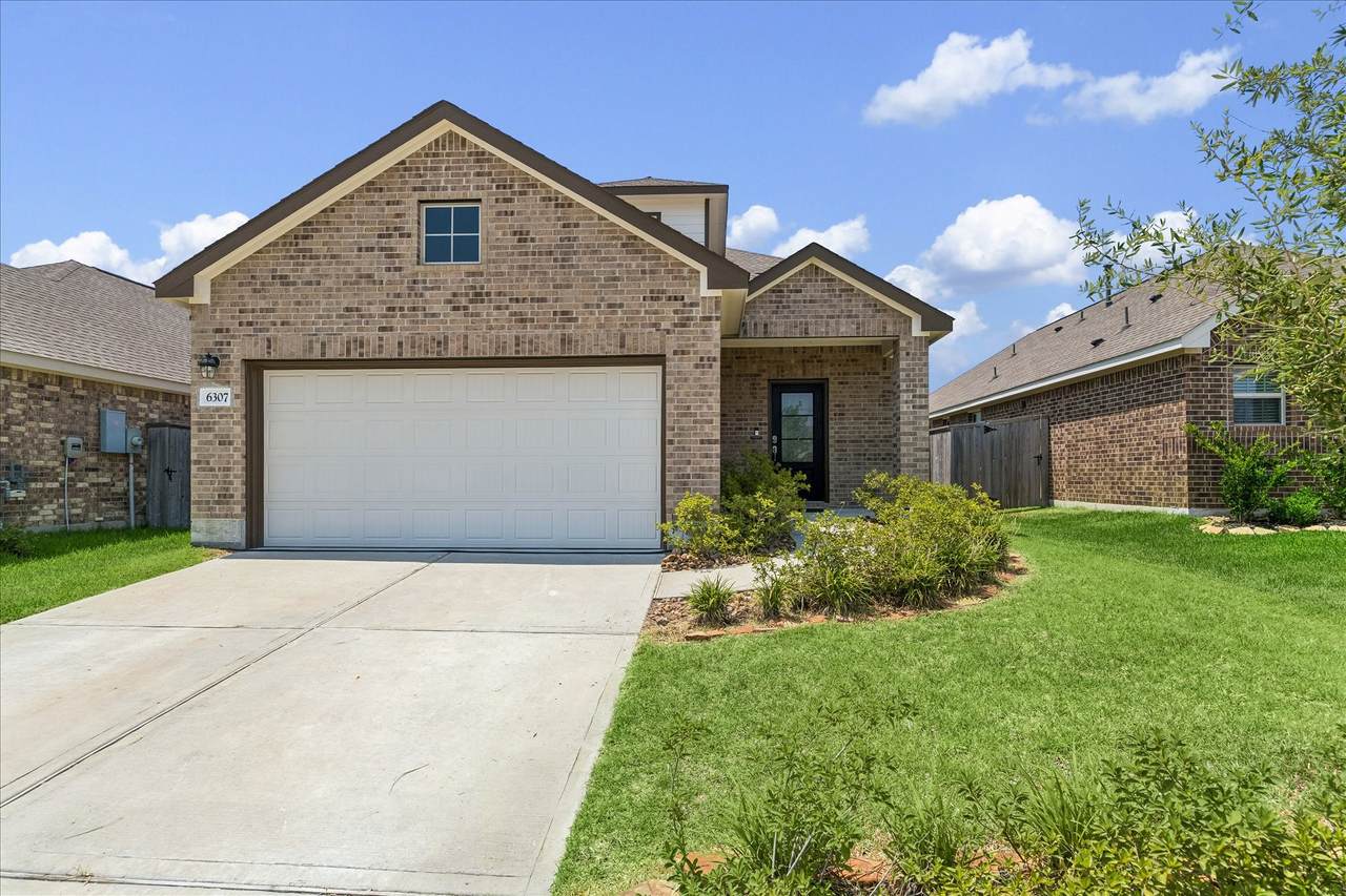 6307 Arcadia Sound Lane - Photo 1