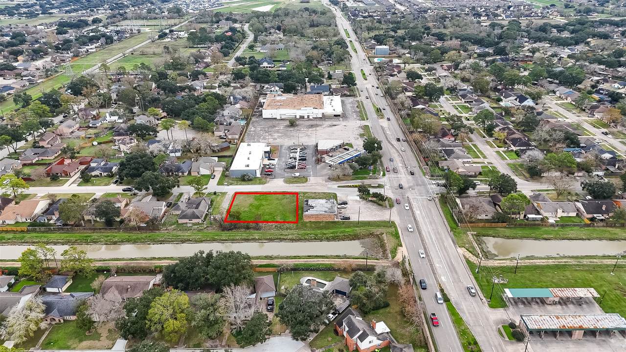 3117 Quail Valley E Drive - Photo 1