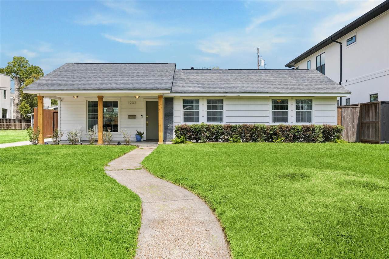 1232 Chantilly Lane - Photo 1