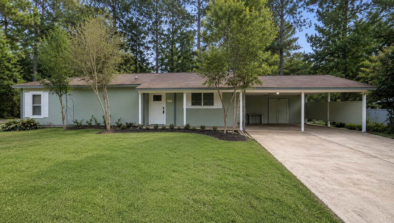 1 Laurel Oak Place - Photo 1