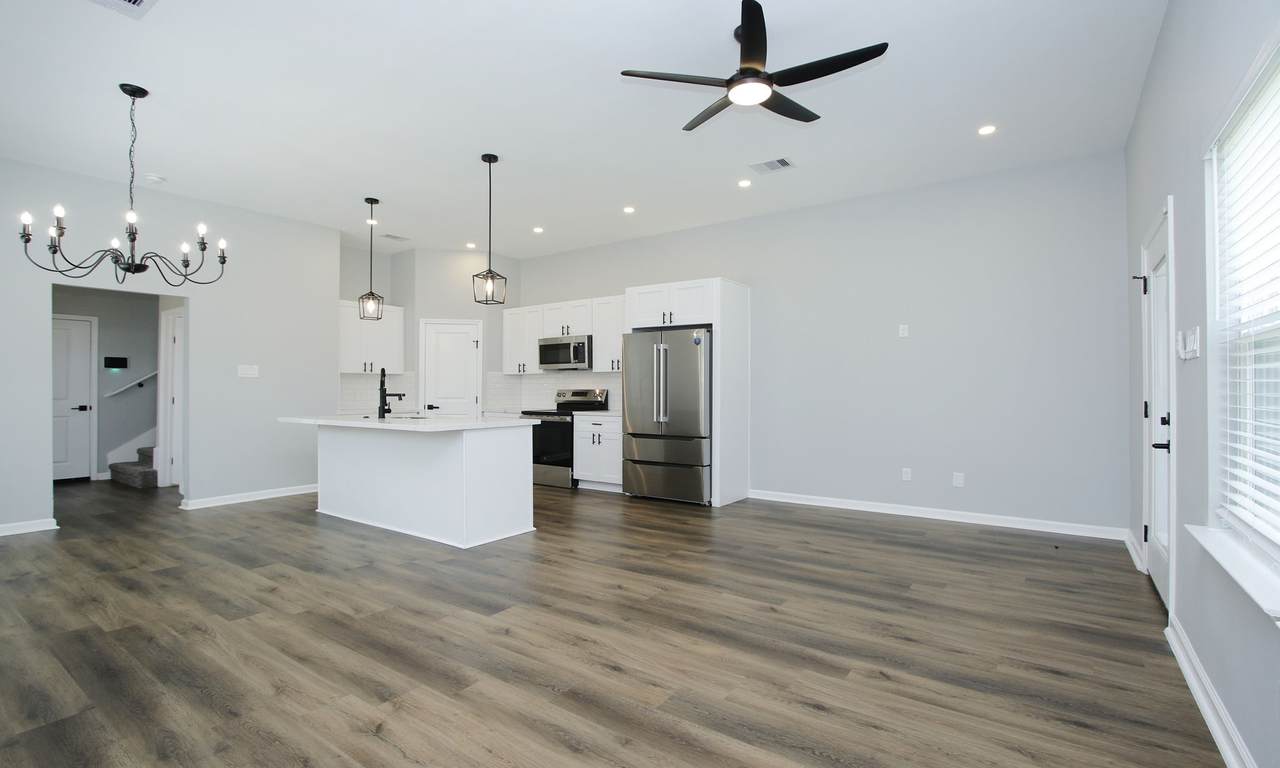 4337 Faulkner Street - Photo 1