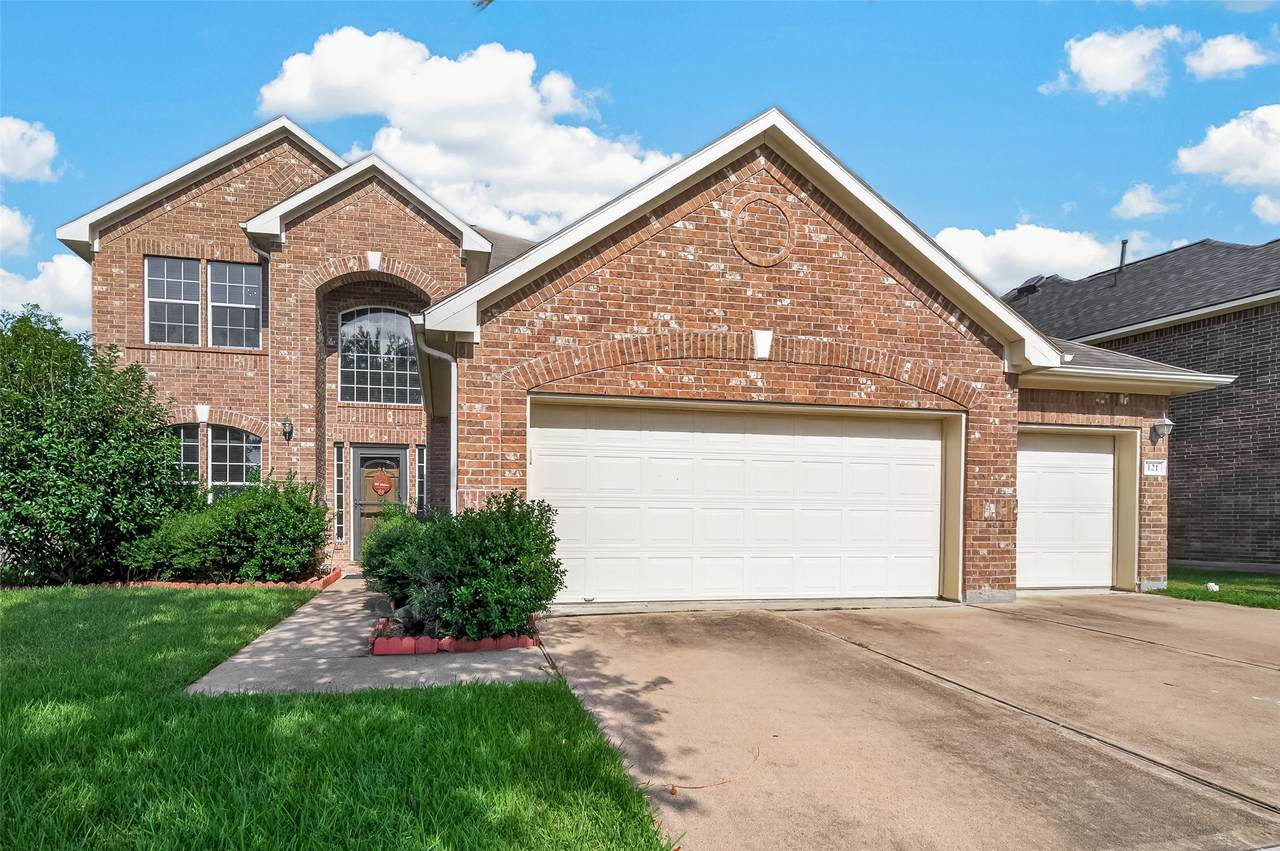 121 Fairport Court - Photo 1