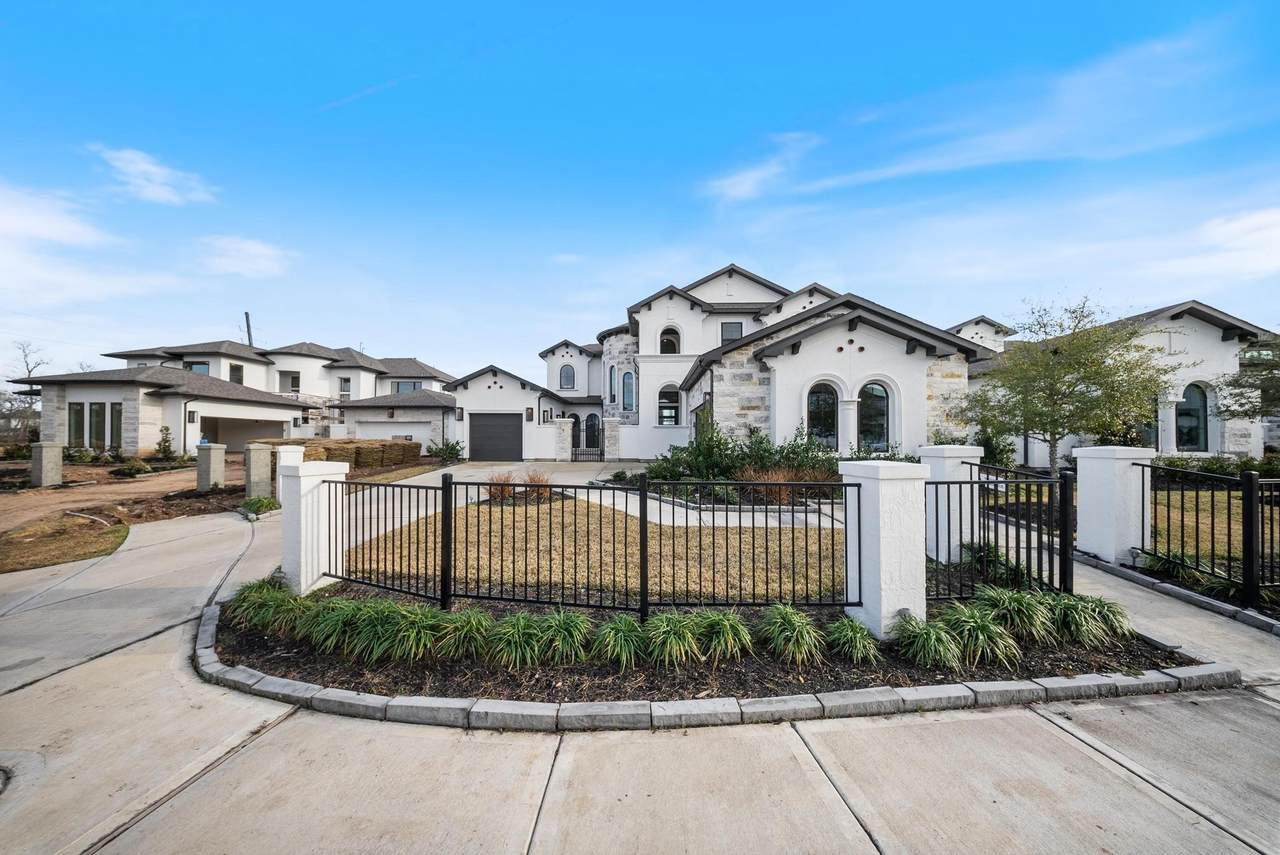9018 Orchard Cove - Photo 1